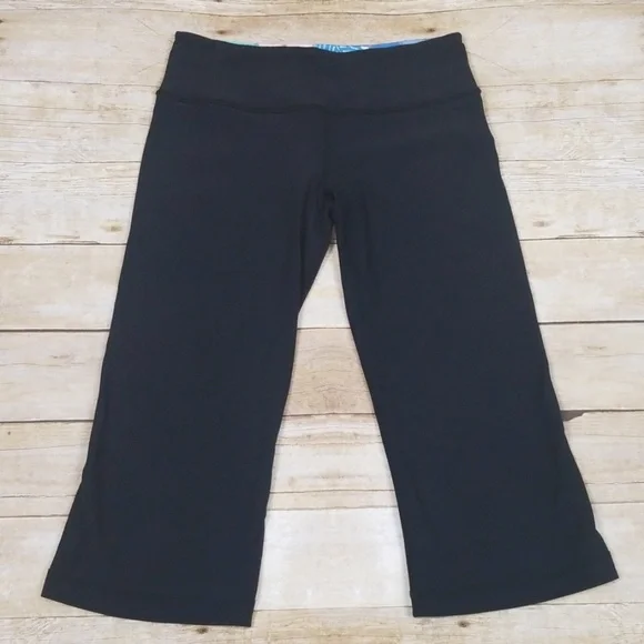 Lululemon Groove Crop Reversible Leggings - Picture 6 of 8